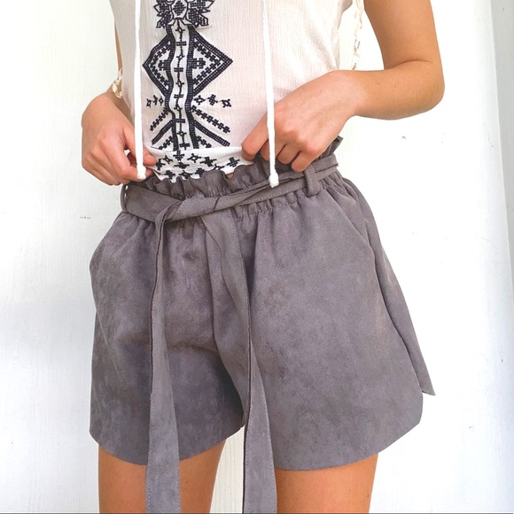 Pants - Stunning purple velvet shorts